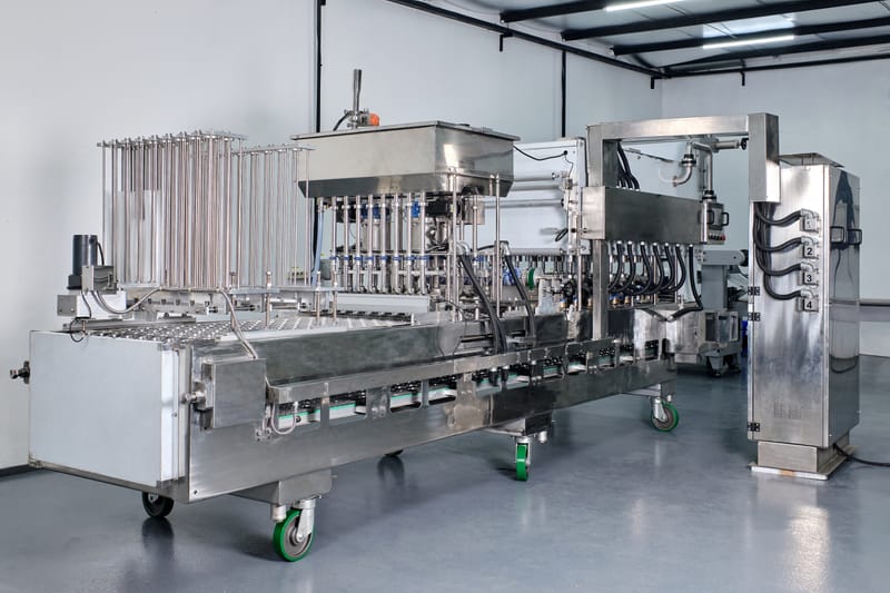 Mesin Auto Cup Filling JN-5000-8MW dari JN Engineering — full stainless steel, presisi servo
